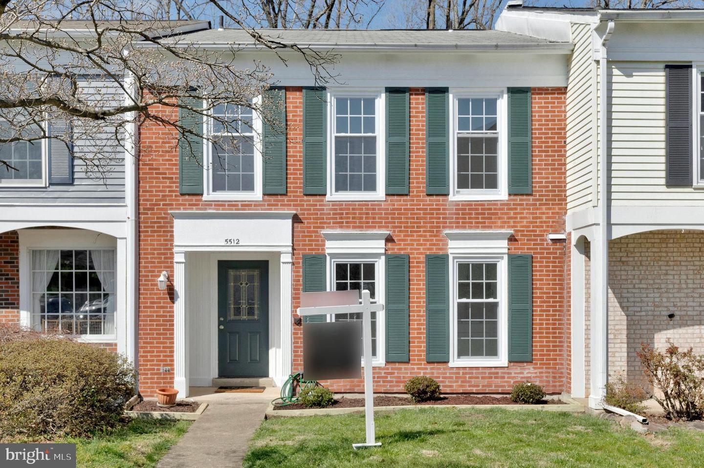 Starboard Ct, Fairfax, VA 22032