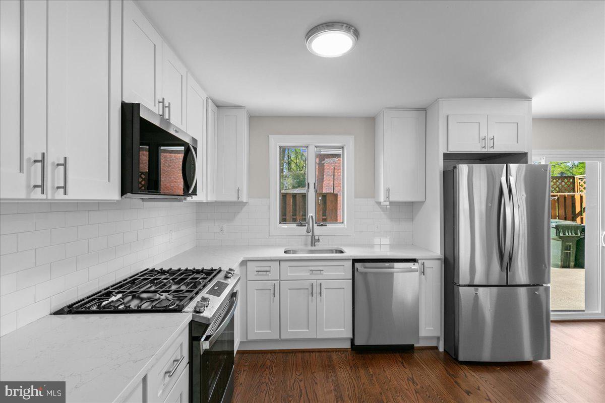 Southampton Dr, Springfield, VA 22151