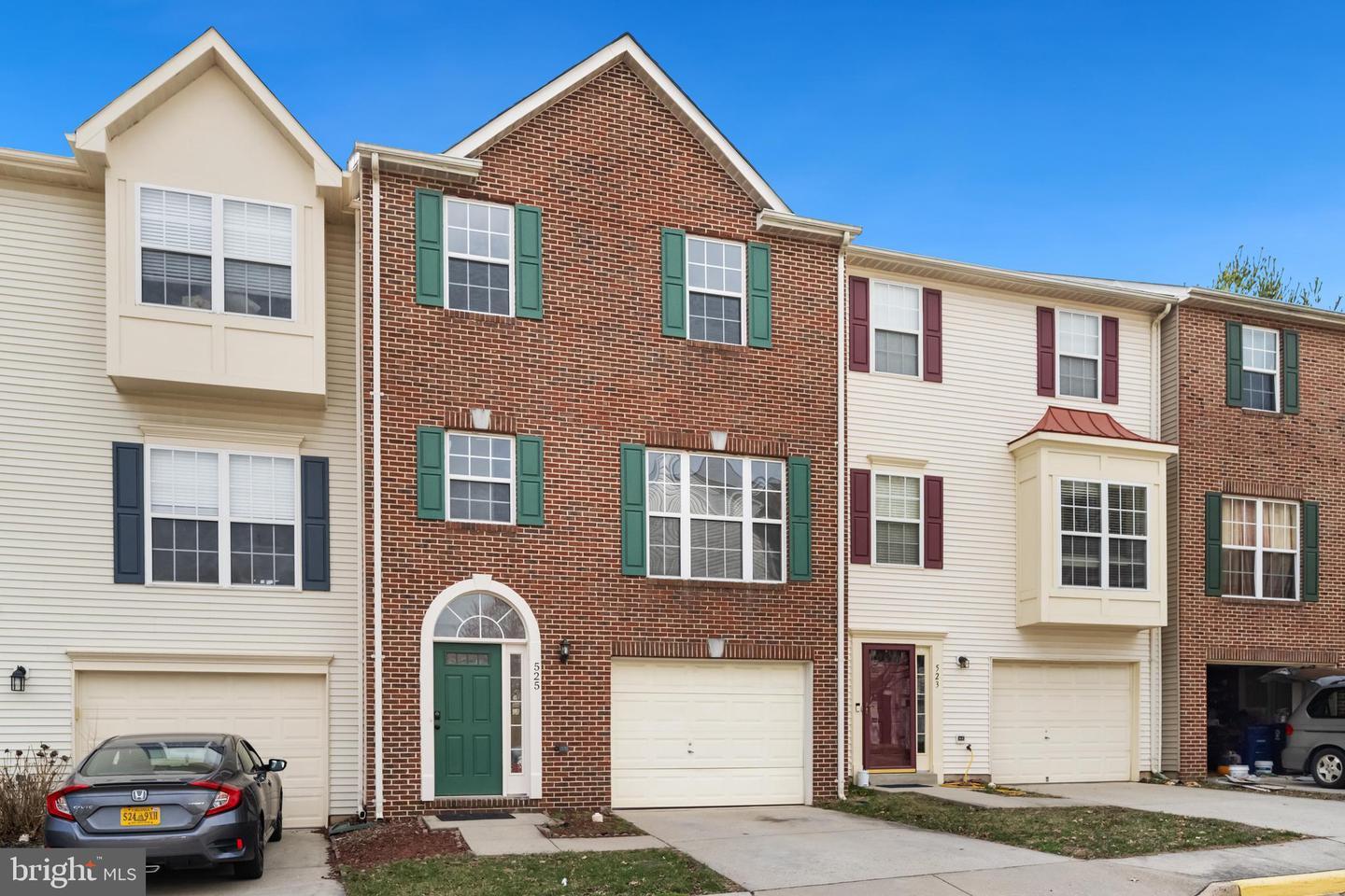 Sparkleberry Ter Ne, Leesburg, VA 20176