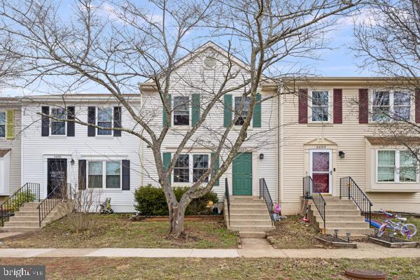 Comanche Ct, Haymarket, VA 20169