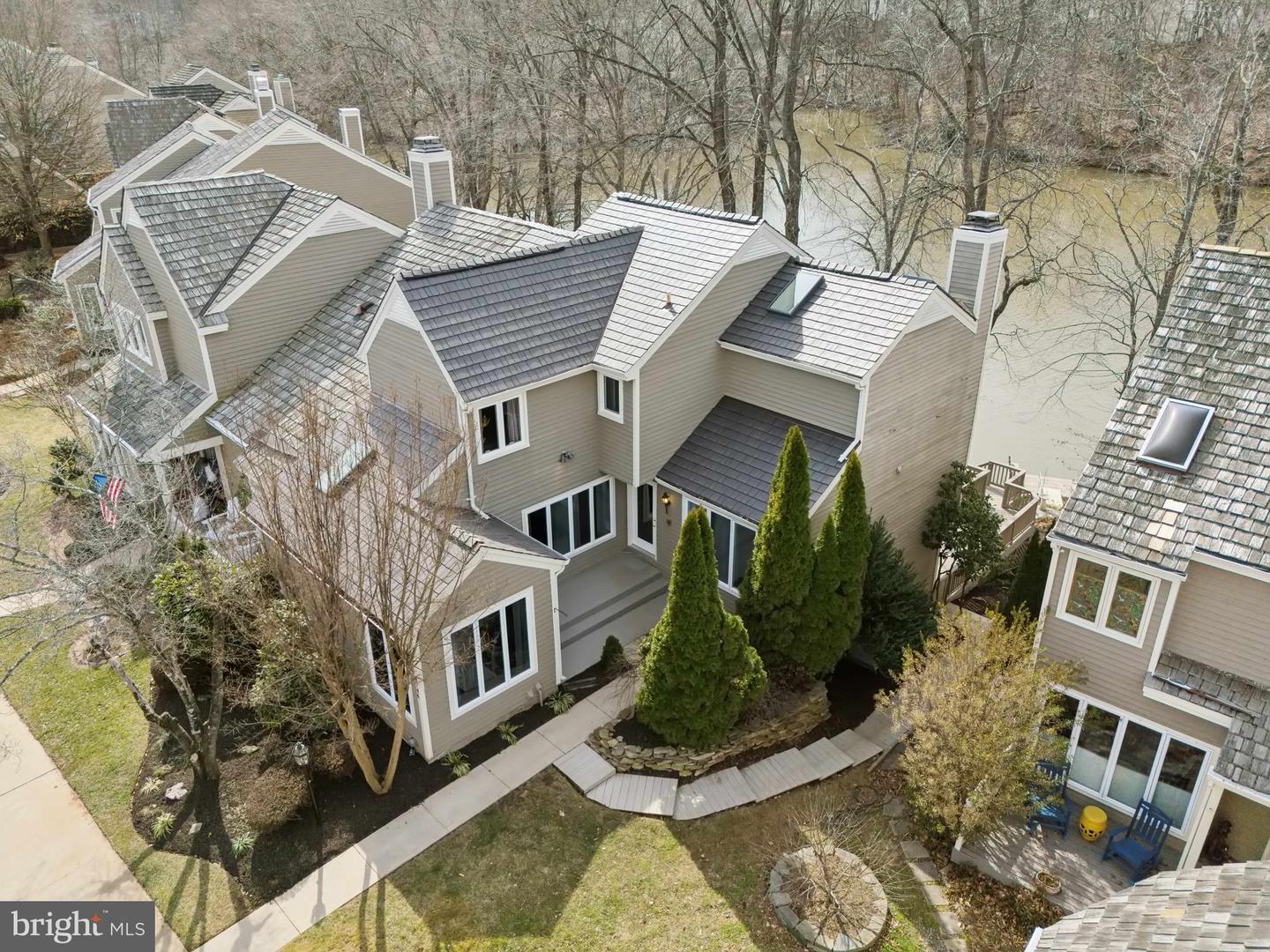 Timber Ridge Dr, Dumfries, VA 22025