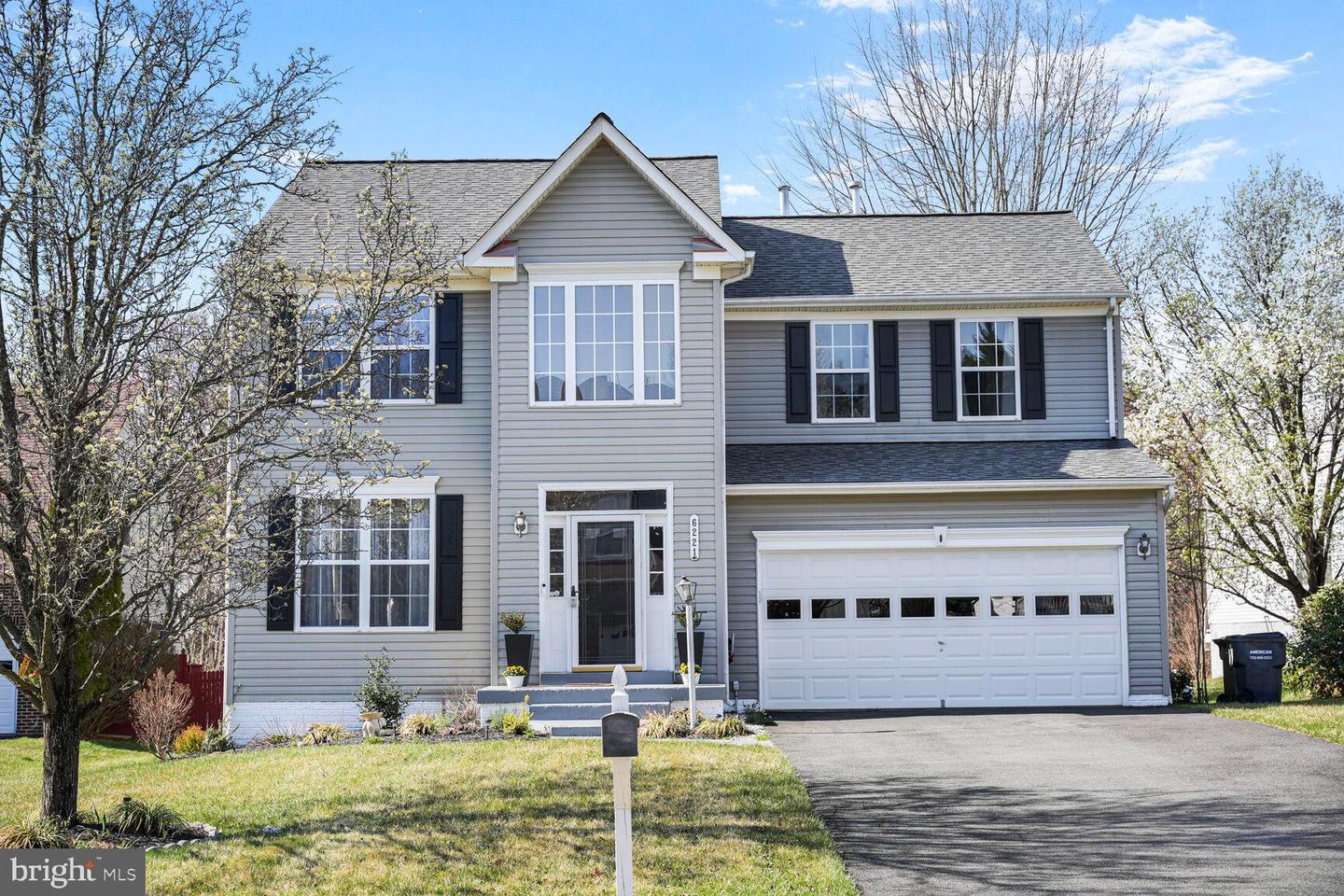 Oakland Dr, Woodbridge, VA 22193