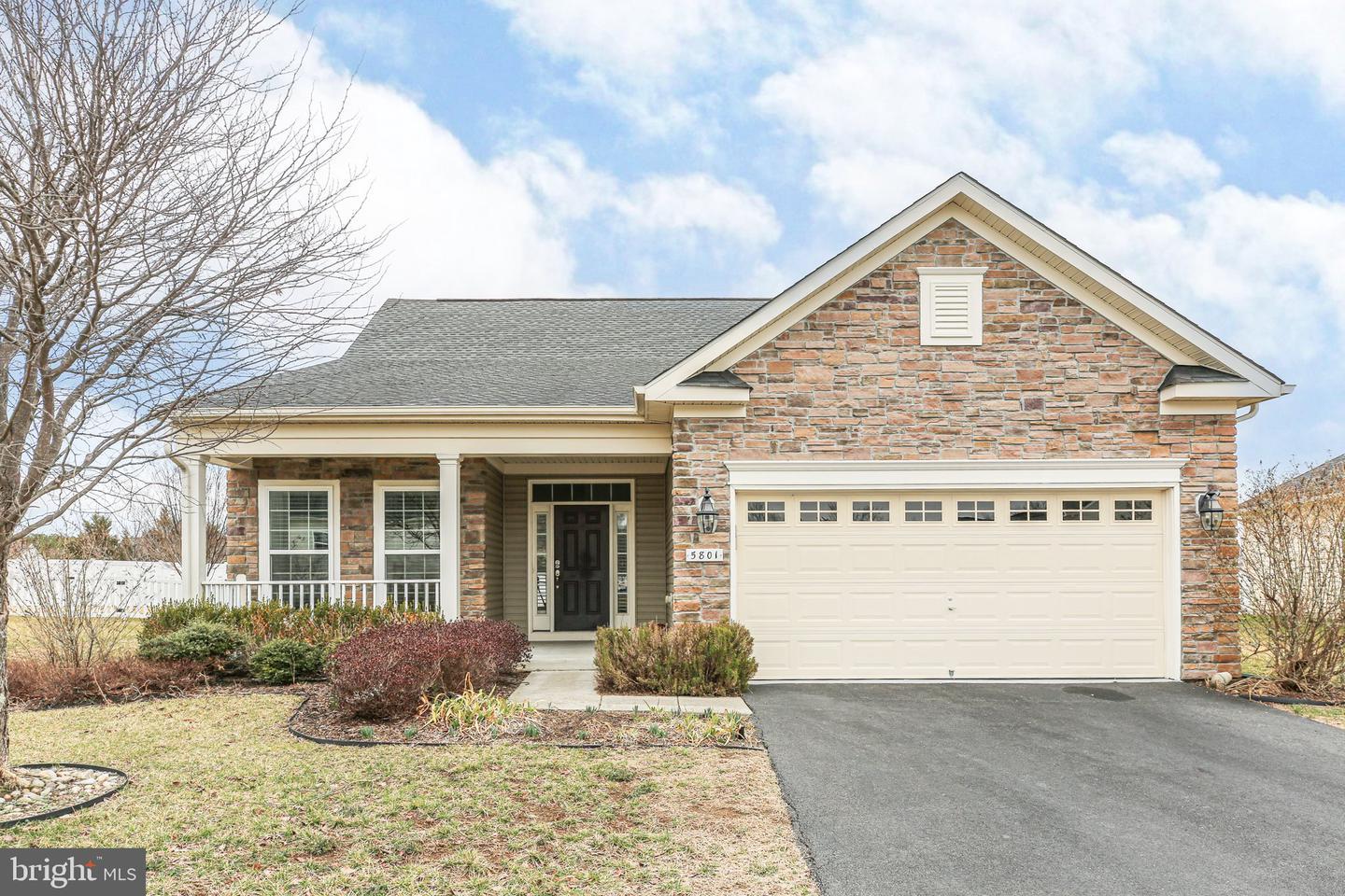 S Mills Manor Ct, Fredericksburg, VA 22407