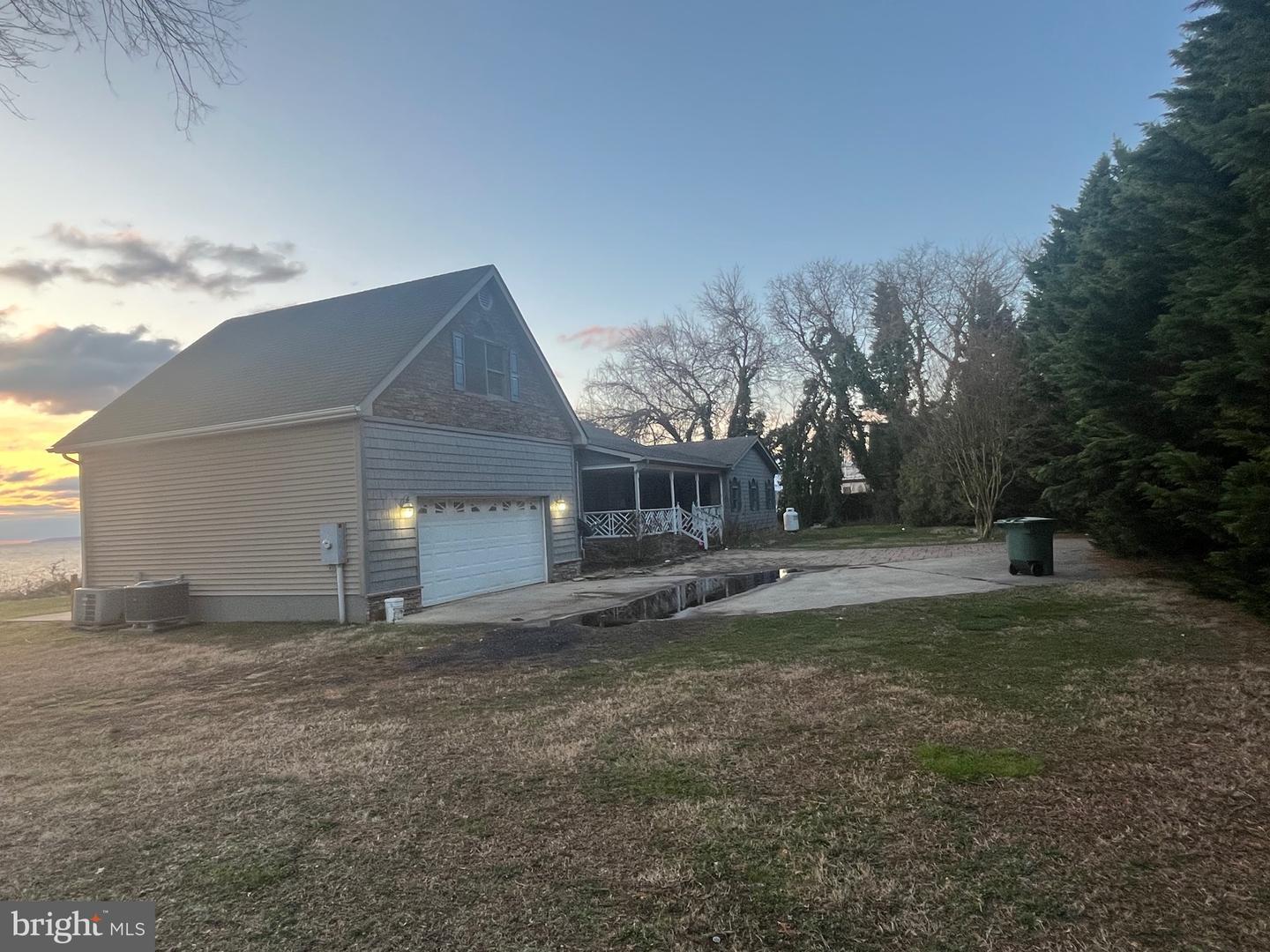 Barracks Beach Dr, Colonial Beach, VA 22443