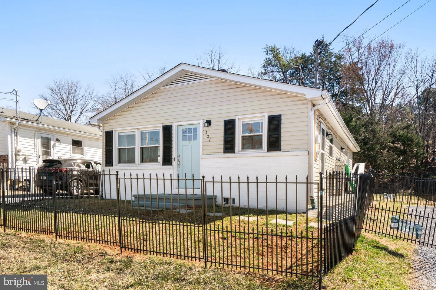 Frederick Ave, Front Royal, VA 22630