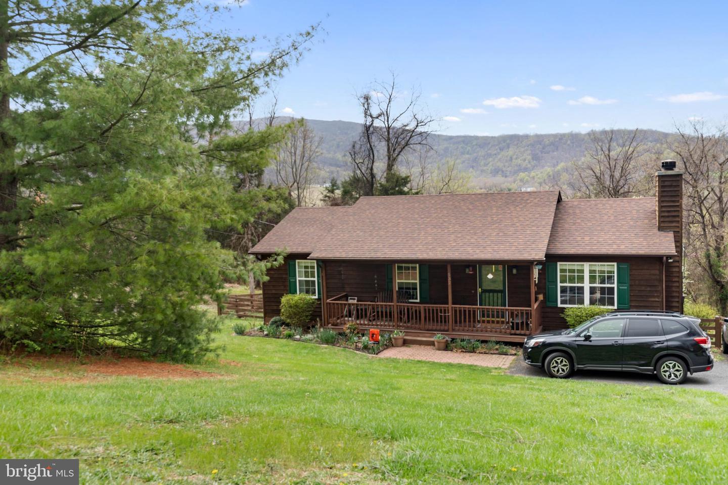 Apple Orchard Dr, Linden, VA 22642
