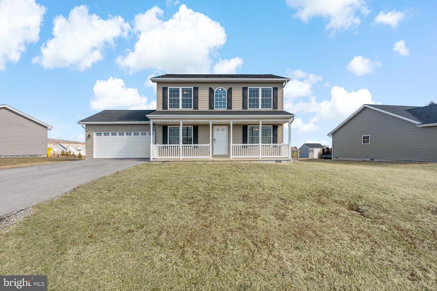 Duckwoods Ln, Martinsburg, WV 25403