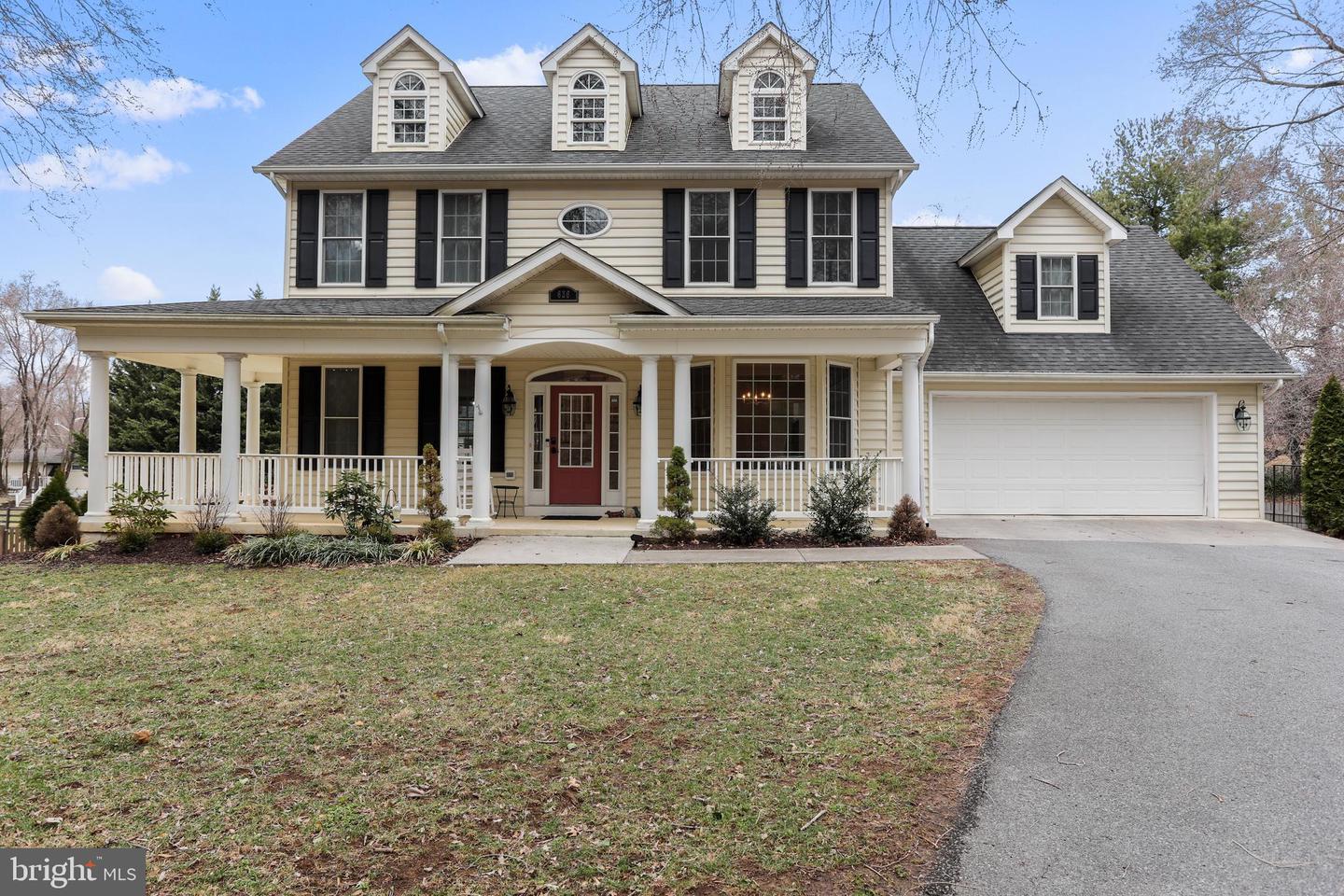 Morison St, Charles Town, WV 25414