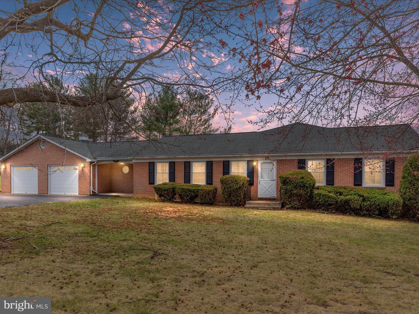 New Castle Dr, Charles Town, WV 25414