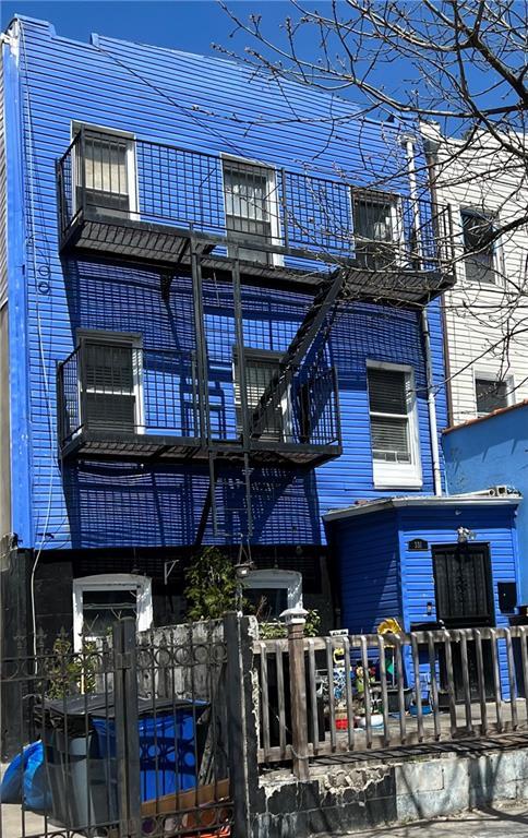 Pulaski St, Brooklyn, NY 11206