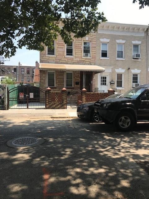 Kenilworth Pl, Brooklyn, NY 11210