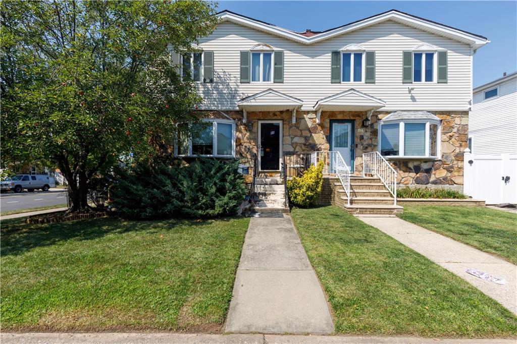 Evans St, Staten Island, NY 10314