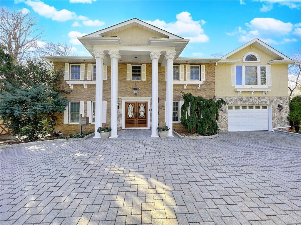 Wadsworth Rd, Staten Island, NY 10305
