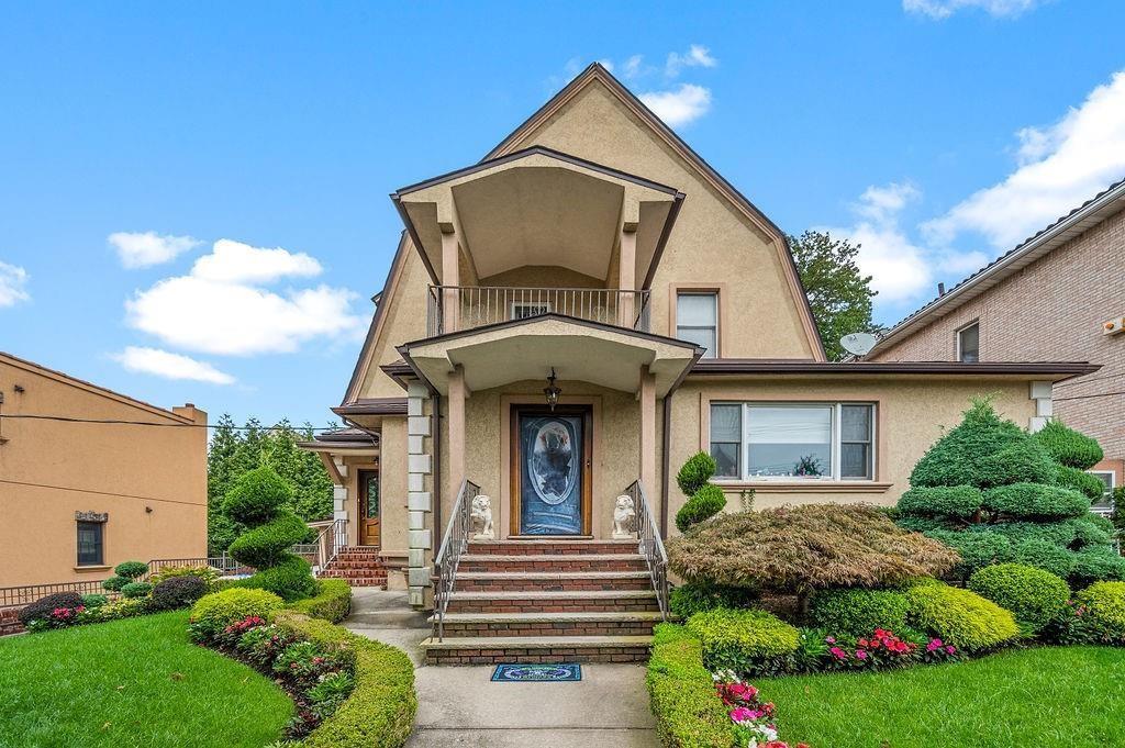 84th St, Brooklyn, NY 11228