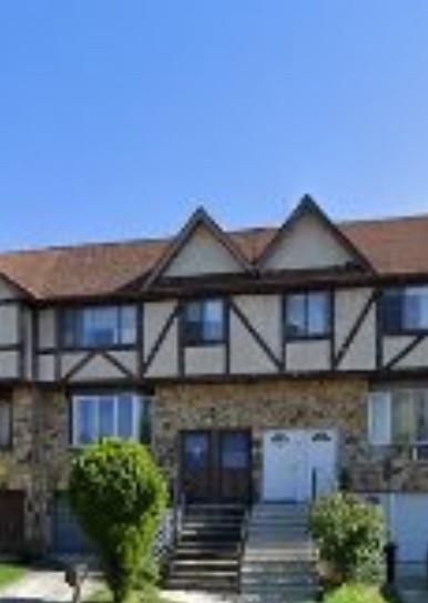 Leona St, Staten Island, NY 10314