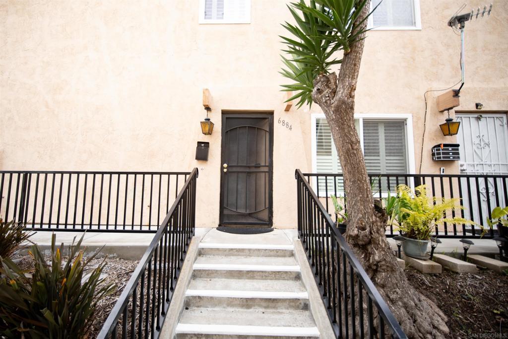 Parkside Ave, San Diego, CA 92139