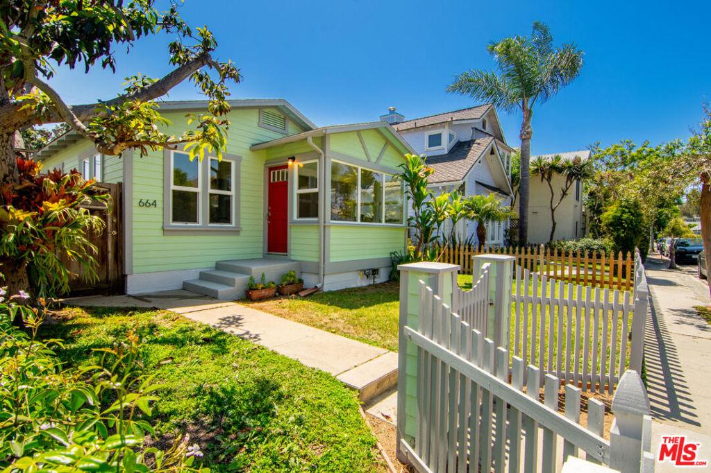 Marine St, Santa Monica, CA 90405