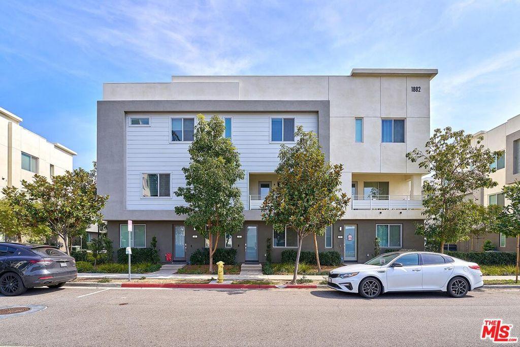 Amelia Ave, San Pedro, CA 90731