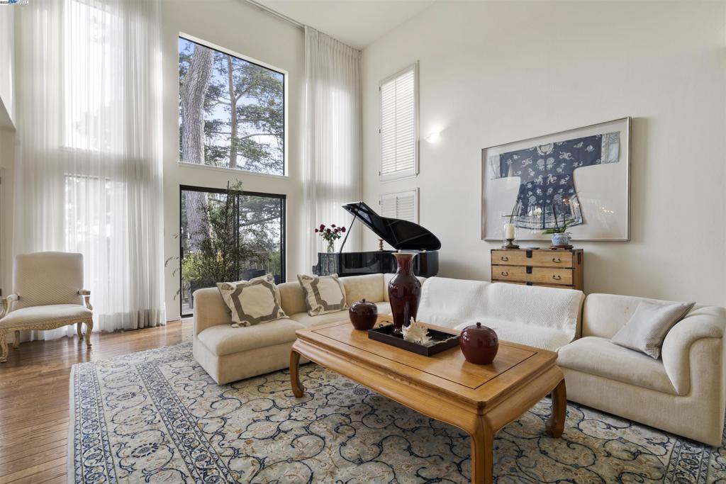 9th Ave, San Francisco, CA 94116