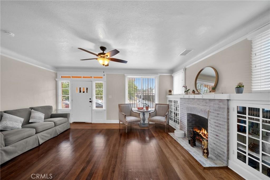 Monte Vista St, Los Angeles, CA 90042