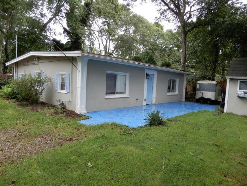 Bee Ln, Centerville, MA 02632