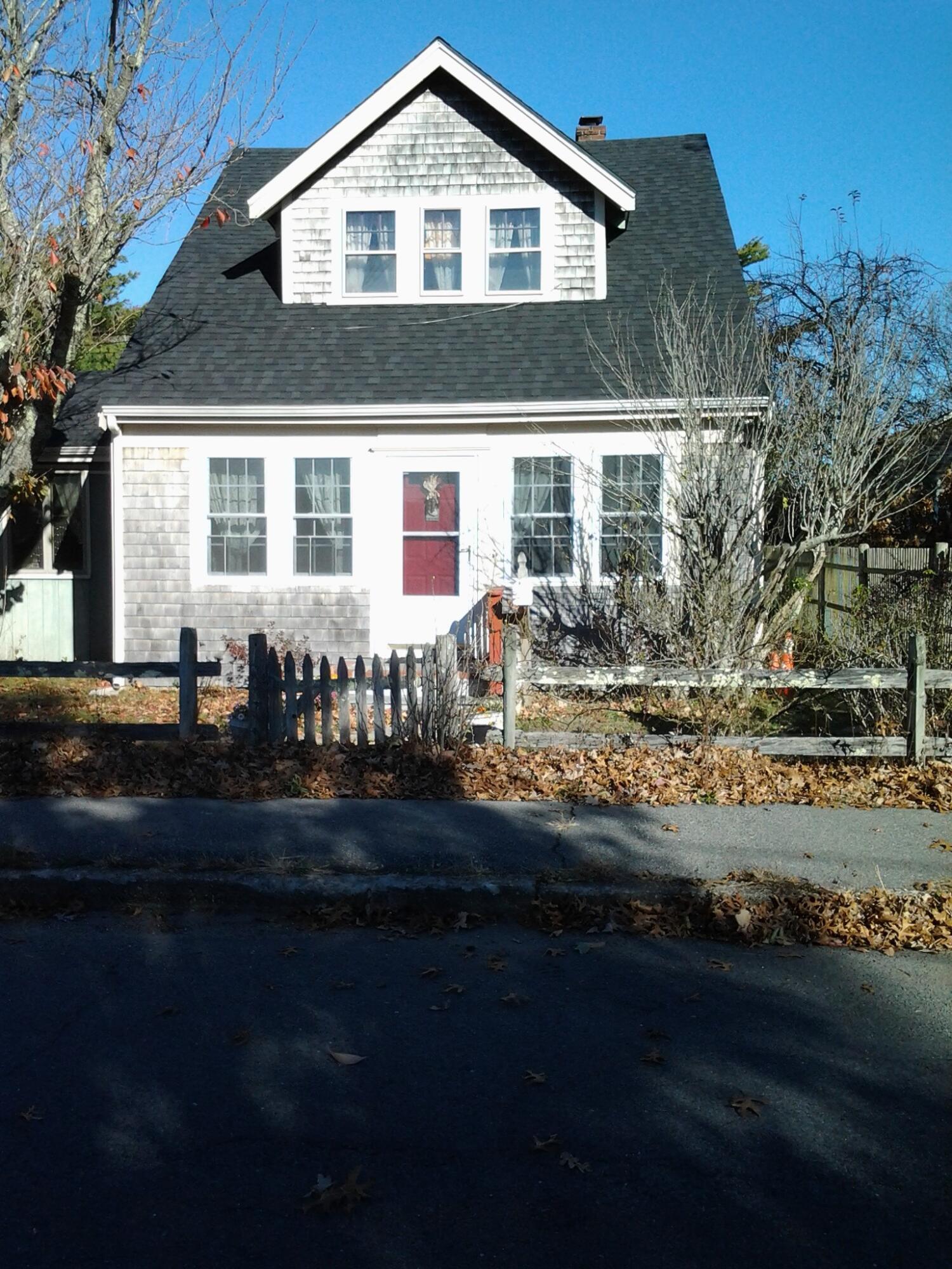 Walnut St, Hyannis, MA 02601