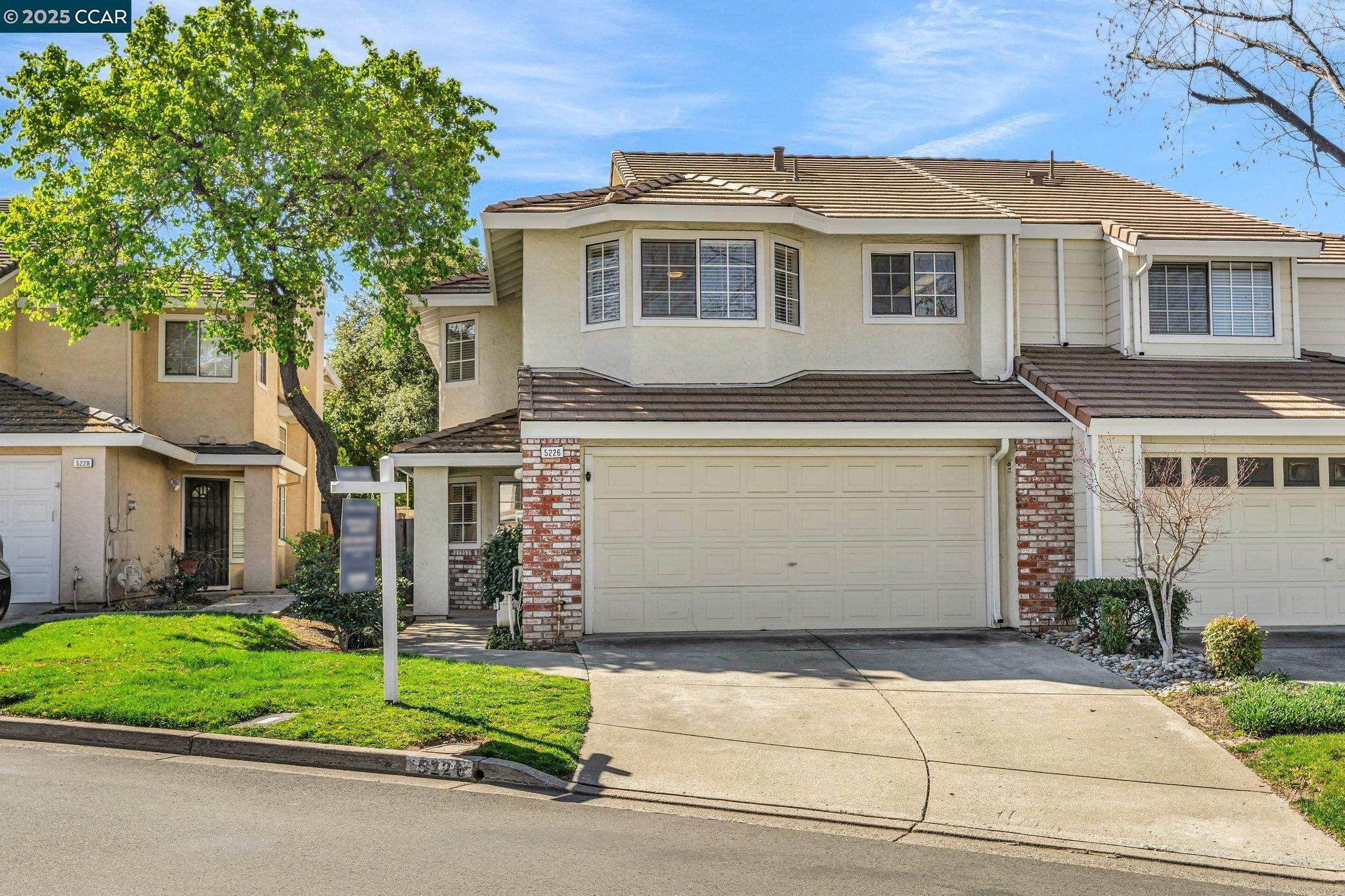 Pebble Glen Dr, Concord, CA 94521