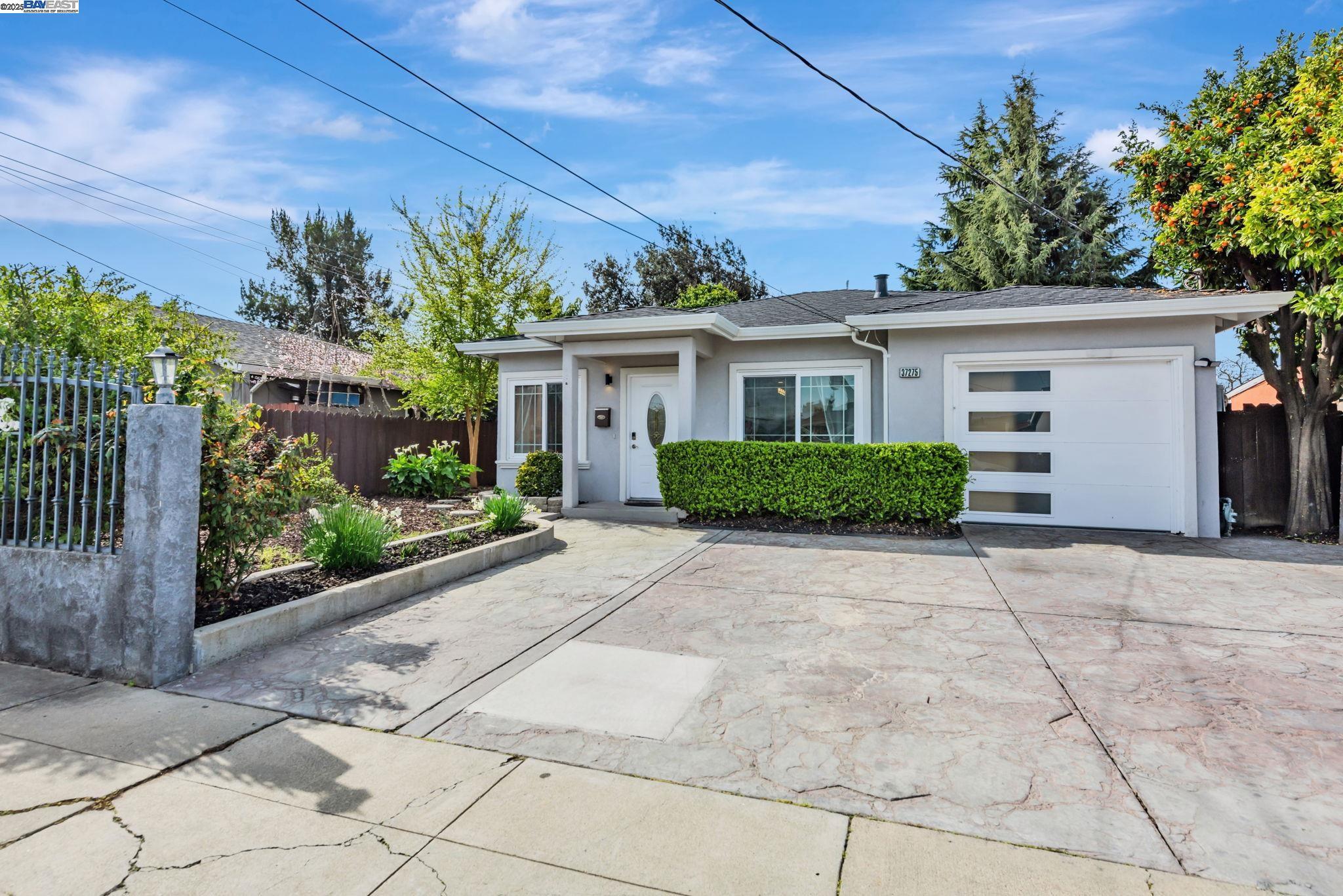 Dondero Way, Fremont, CA 94536