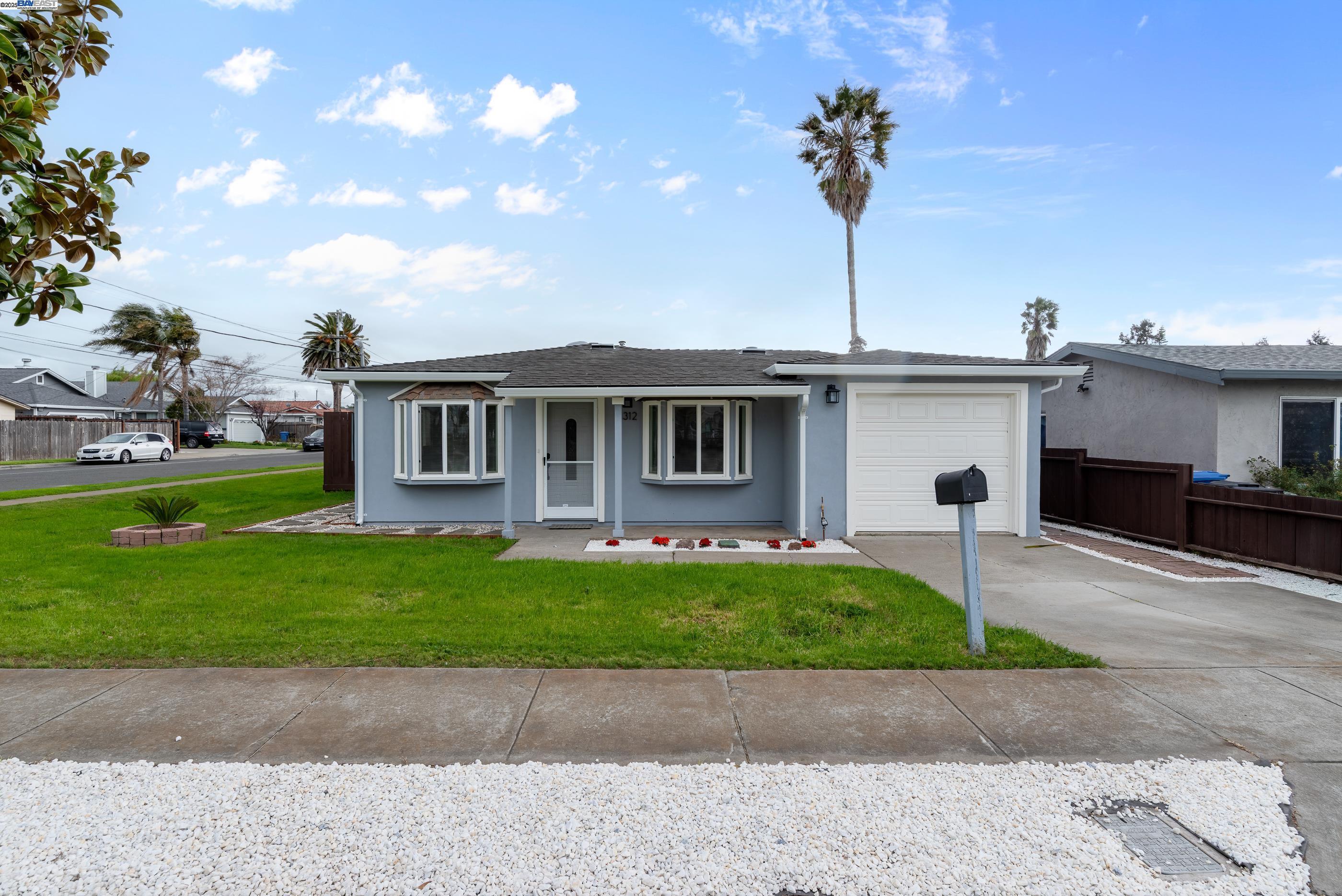 Thornton Ave, Newark, CA 94560