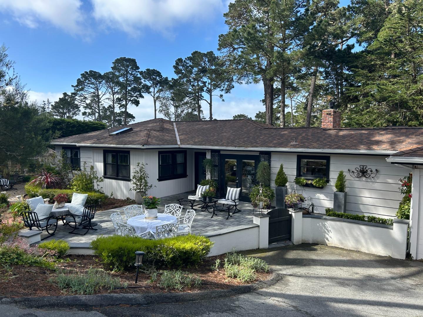 Sunridge Rd, Pebble Beach, CA 93953