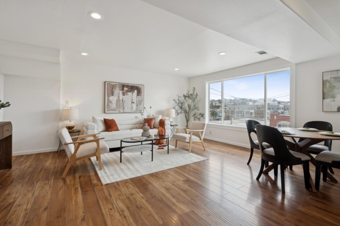 London St, San Francisco, CA 94112