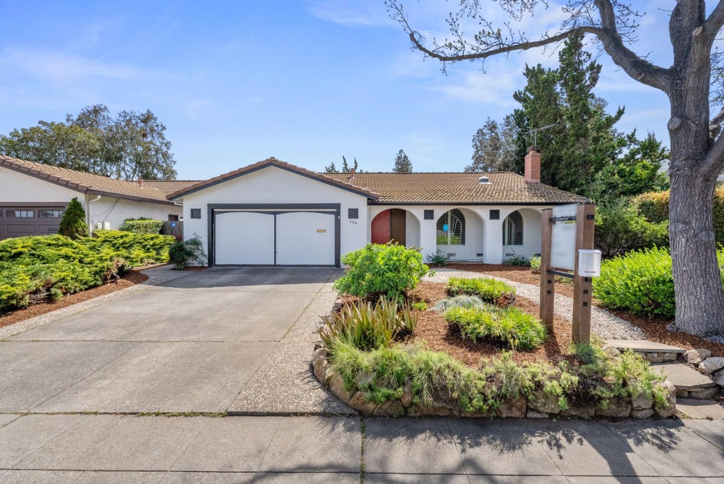 Inverness Way, Sunnyvale, CA 94087