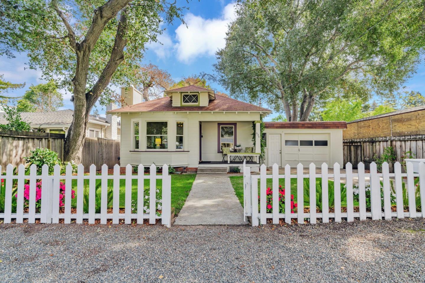 11th Ave, Menlo Park, CA 94025