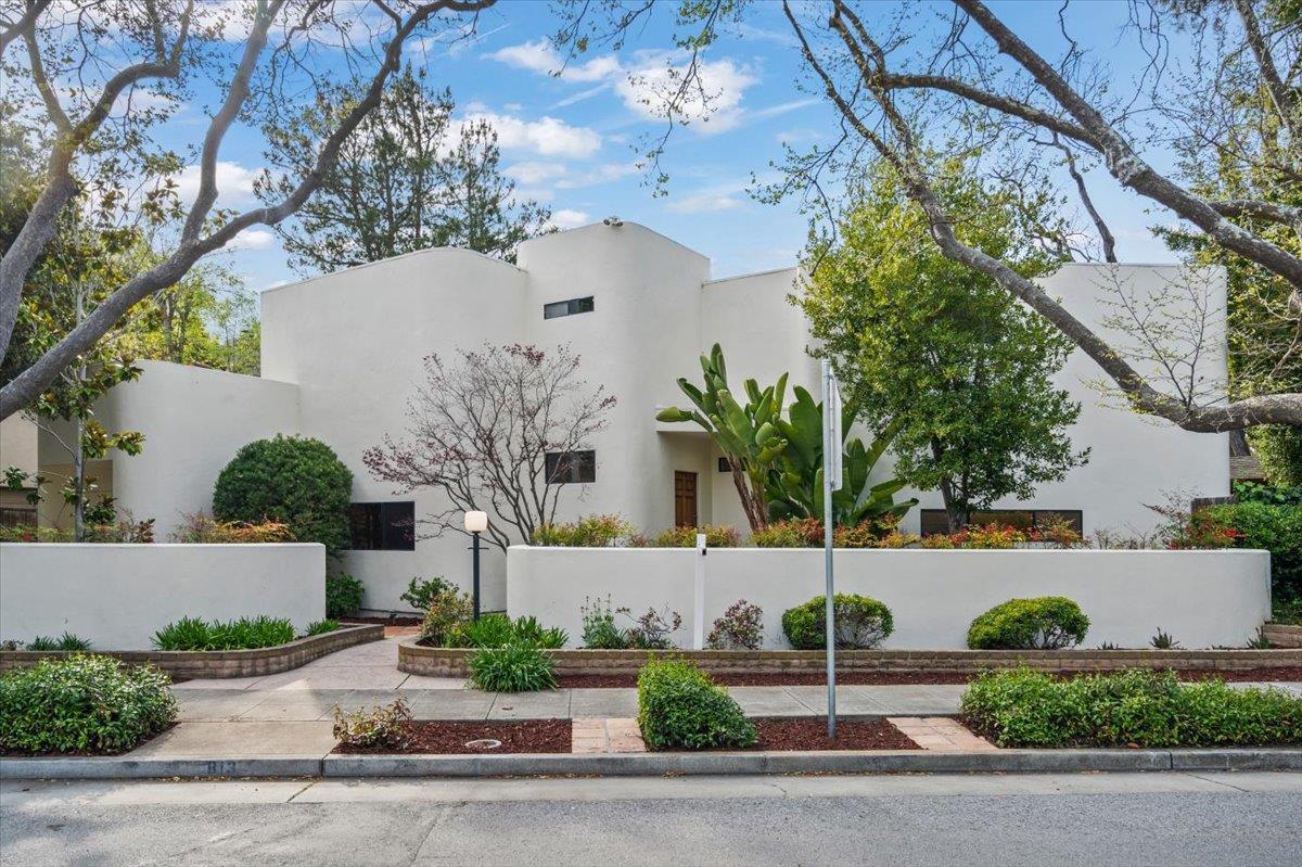 Melville Ave, Palo Alto, CA 94301
