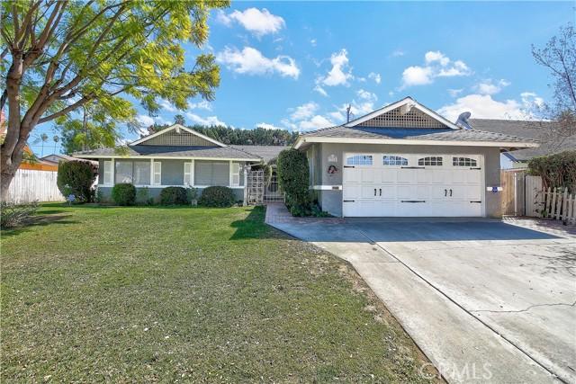 Stella St, Riverside, CA 92504