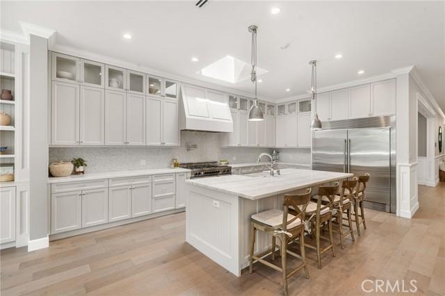 Alonzo Ave, Encino, CA 91316