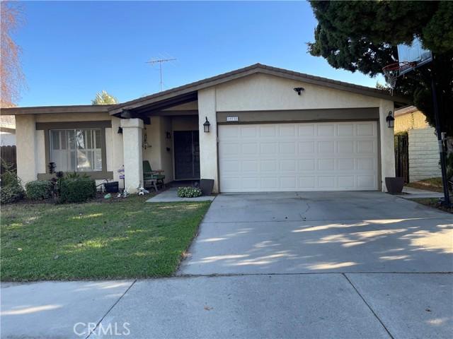 Arminta St, Winnetka, CA 91306