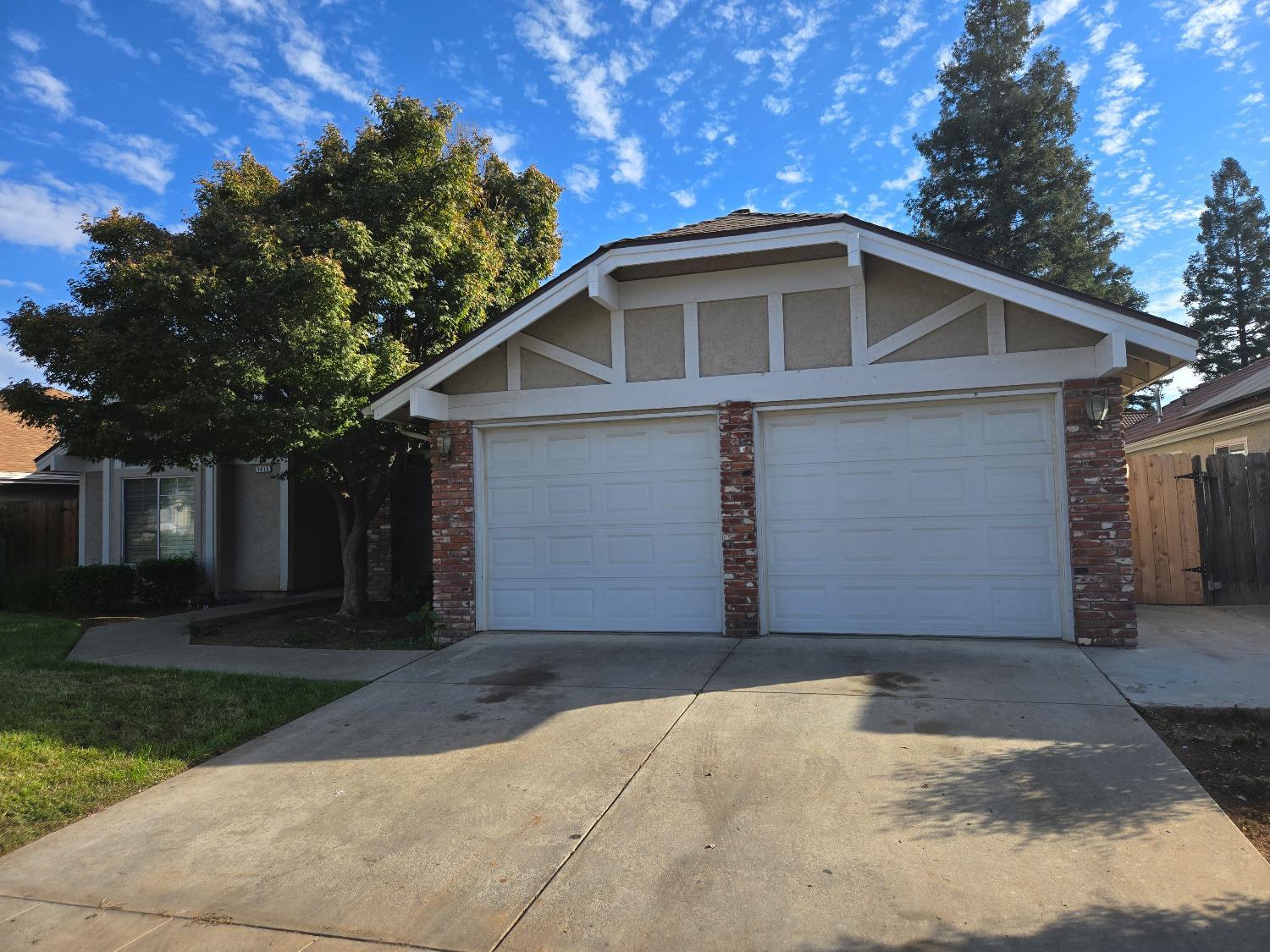 E Portland Ave, Fresno, CA 93720