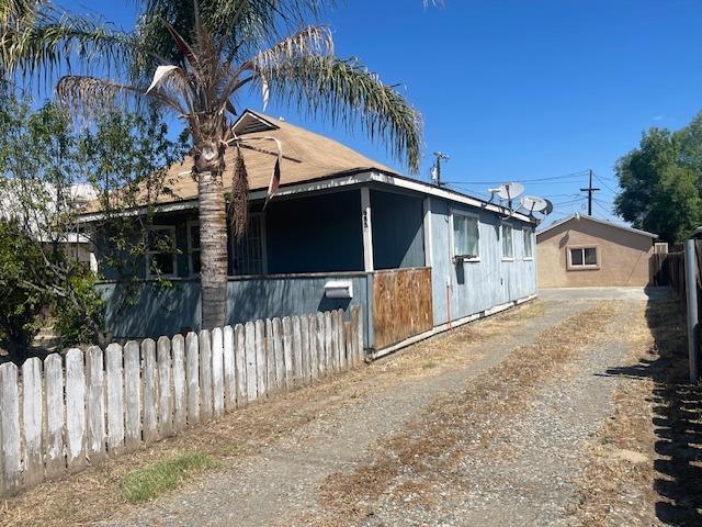 E Polk St, Coalinga, CA 93210
