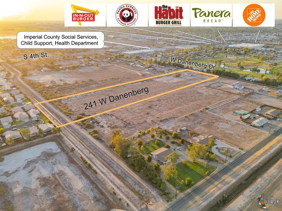 W Danenberg Dr, El Centro, CA 92243
