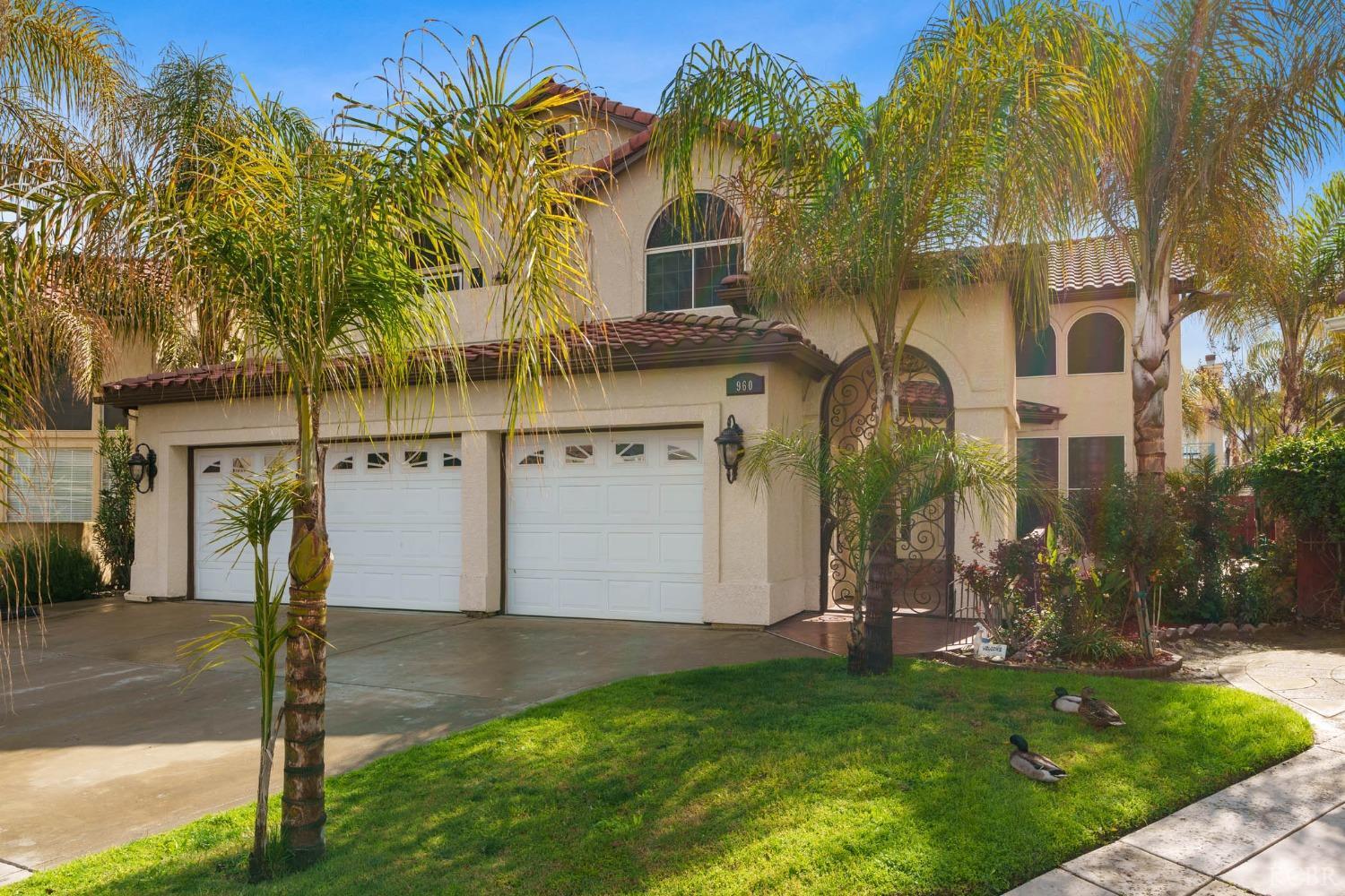 Vista Pl, Lemoore, CA 93245