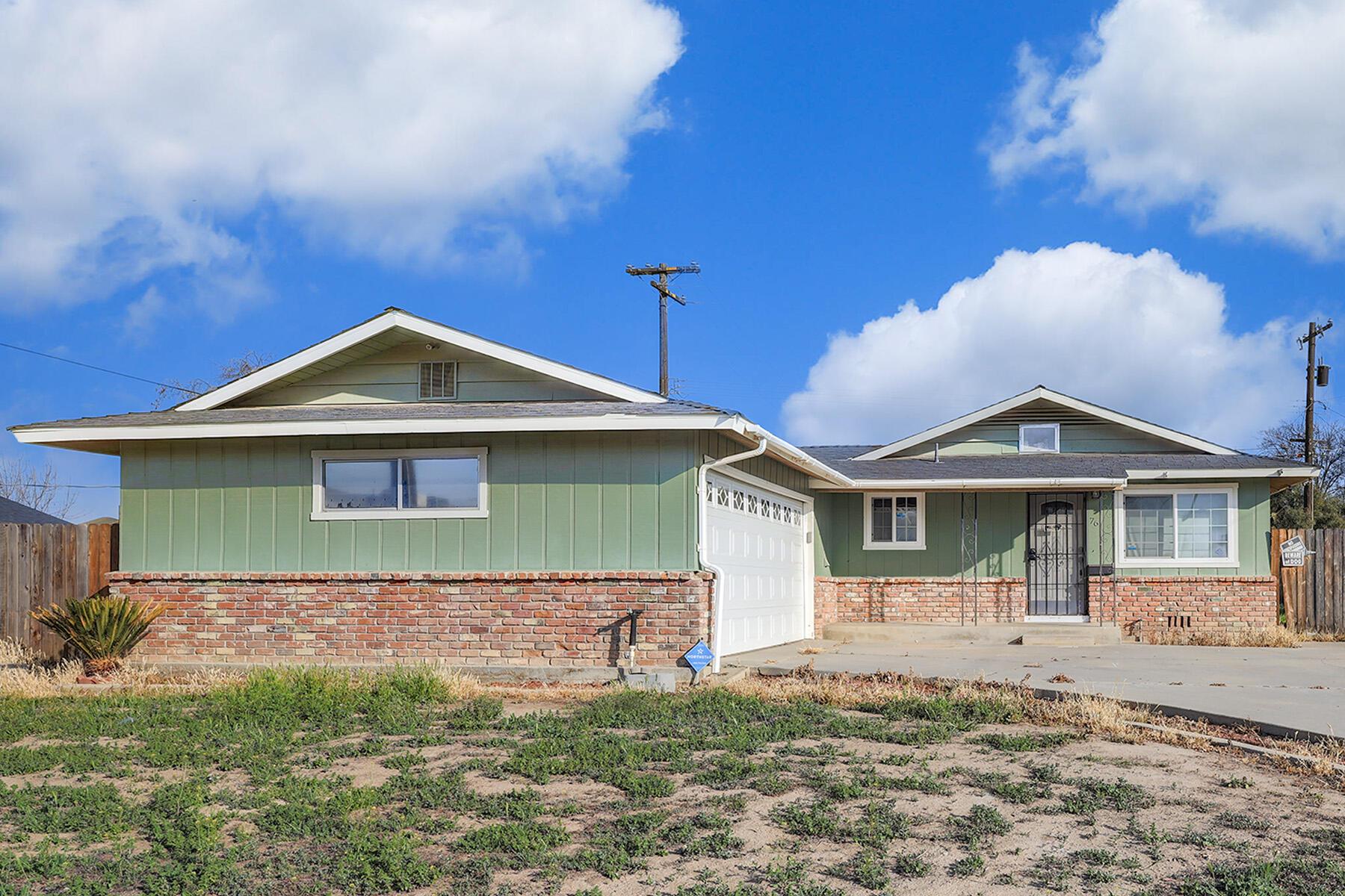 E Spruce Ave, Lemoore, CA 93245