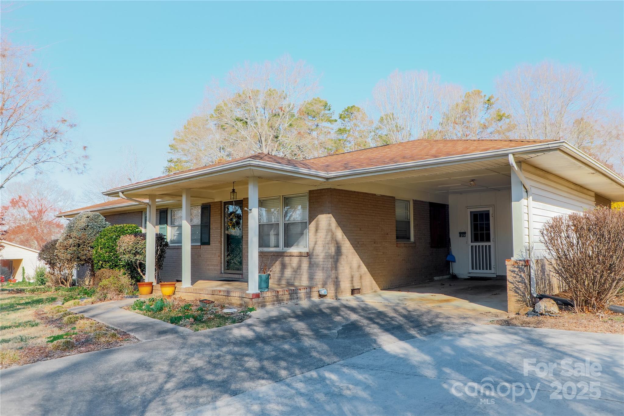 Vista Dr, Cherryville, NC 28021