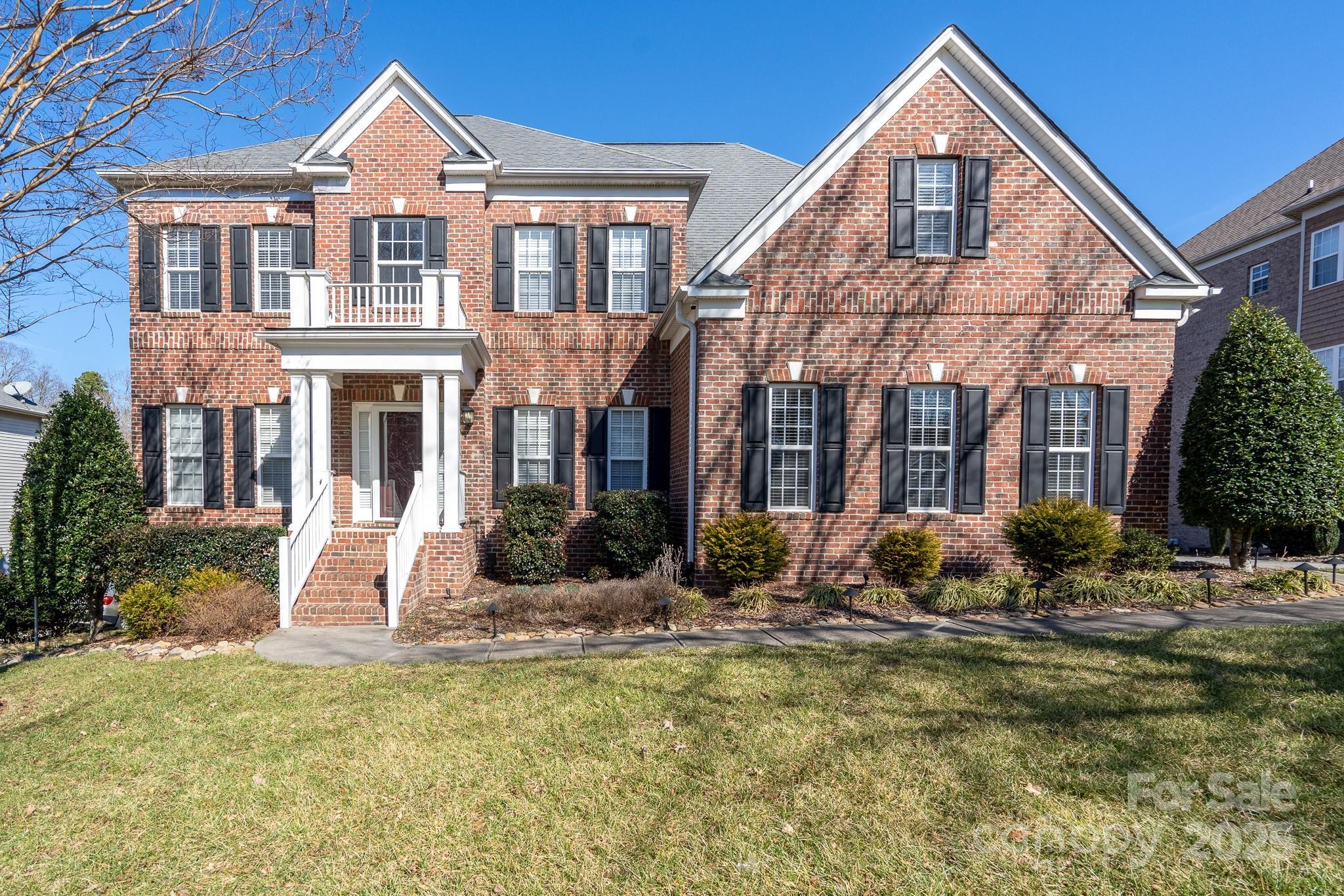 Landsdowne Ave, Harrisburg, NC 28075