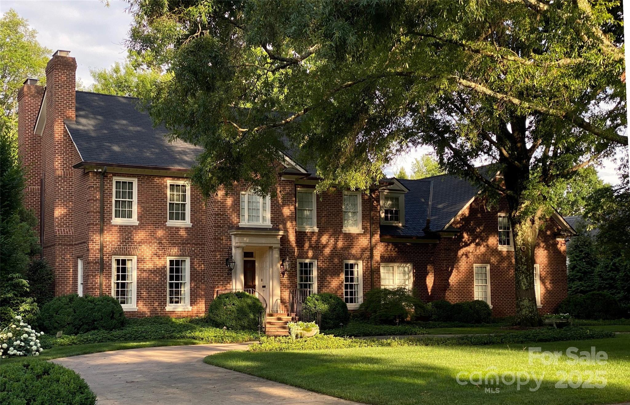 Museum Dr, Charlotte, NC 28207