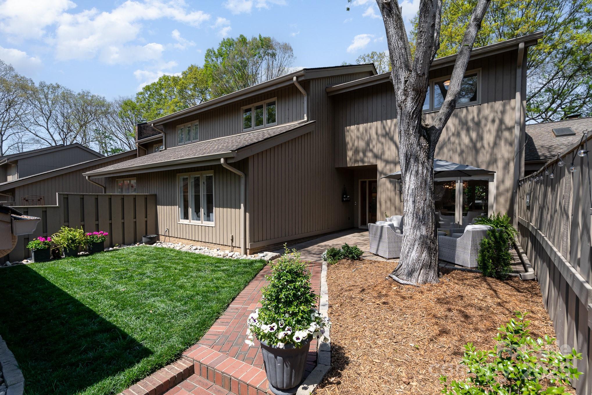 Wingedfoot Rd, Charlotte, NC 28226