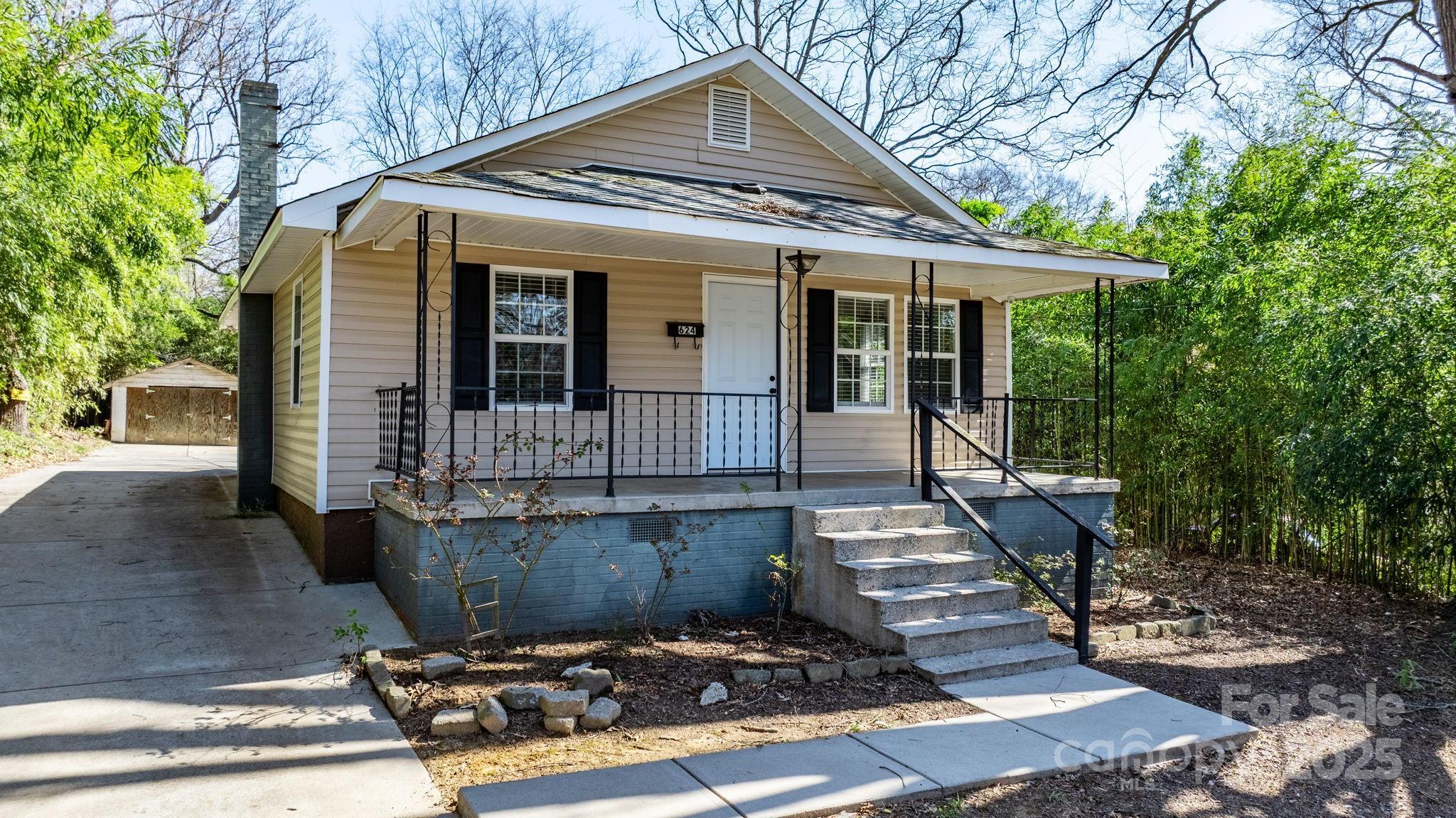 Harris St Nw, Concord, NC 28025