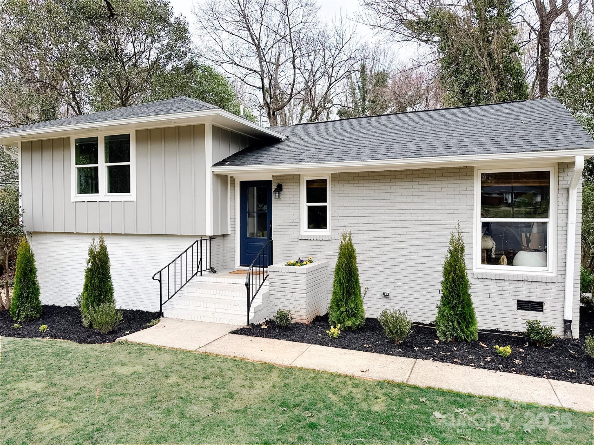Murrayhill Rd, Charlotte, NC 28210