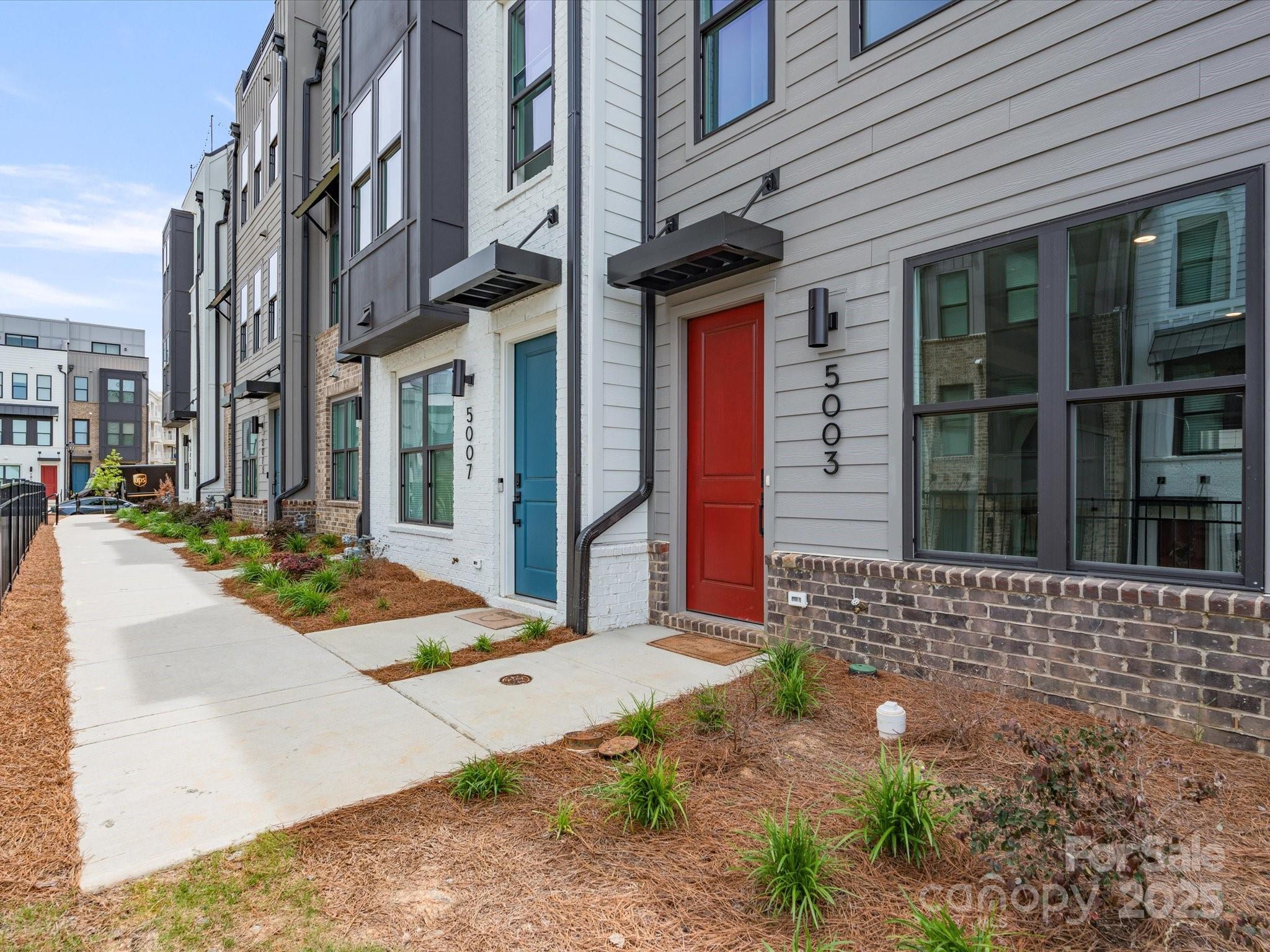 Tiny Ln, Charlotte, NC 28203
