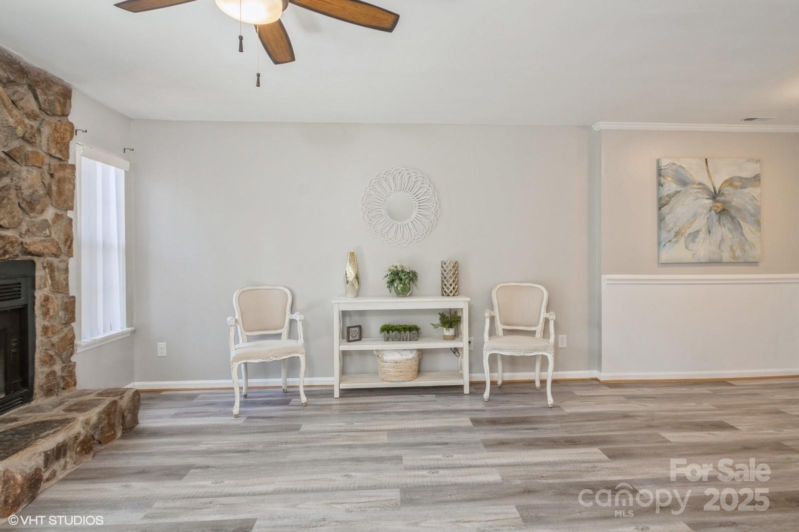 Windsor Gate Ln, Charlotte, NC 28215